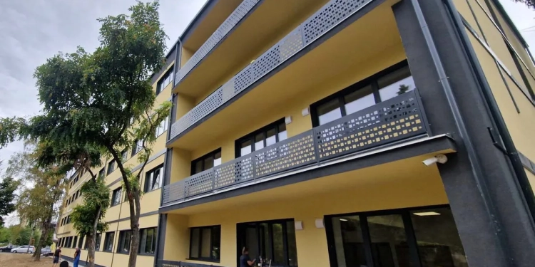 Condiții mai bune de cazare pentru studenții UPT. 4 cămine au fost modernizate