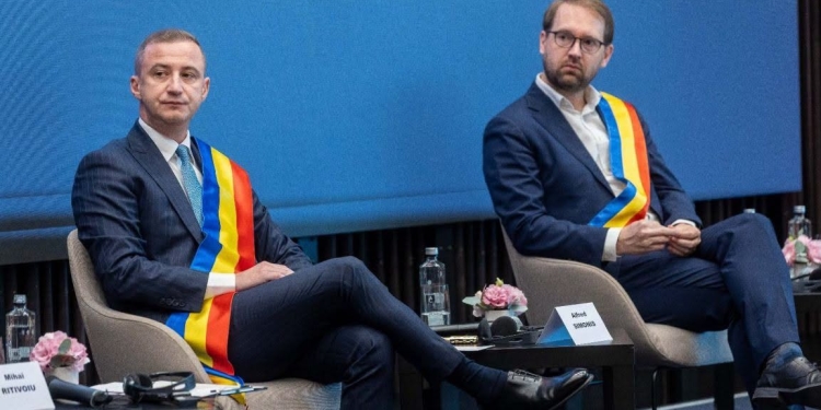 Alfred Simonis: Dominic Fritz a devenit un politruc ahtiat după putere, arogant, manipulator