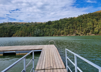 Dramatic! O femeie şi un bărbat, găsiţi înecaţi într-un lac din Banat