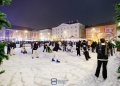 Brad de 20 de metri, patinoar-circuit şi un pian suspendat la Târgul de Crăciun din Timişoara