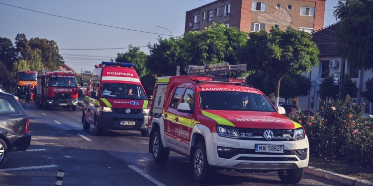 Porţile subunităţilor de pompieri din Timiş, deschise de Ziua pentru Reducerea Riscurilor de Dezastre