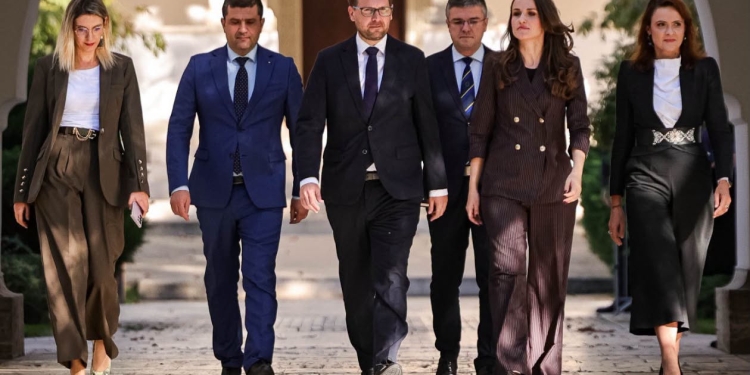 Dominic Fritz vrea alegeri anticipate: „Soluția cea mai onestă pentru o țară care așteaptă ca această criză să se termine”