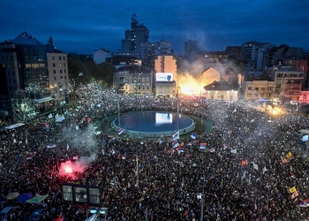 Studenții din Serbia câștigă alegerile în fața partidului lui Aleksandar Vučić