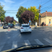 Accident cu trei maşini într-o intersecţie din Timişoara! Un bărbat a ajuns la spital