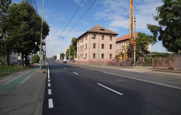 Continuă lucrările de reabilitare pe Bulevardul Republicii din Timișoara. Lucrările se desfășoară în  vacanța școlară de la finalul lunii octombrie