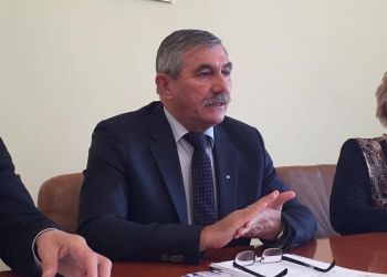 Omagiu adus fostului rector Viorel-Aurel Șerban. Sala de sport de la Baza Sportiva nr. 4 a UPT îi va purta numele