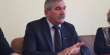 Omagiu adus fostului rector Viorel-Aurel Șerban. Sala de sport de la Baza Sportiva nr. 4 a UPT îi va purta numele